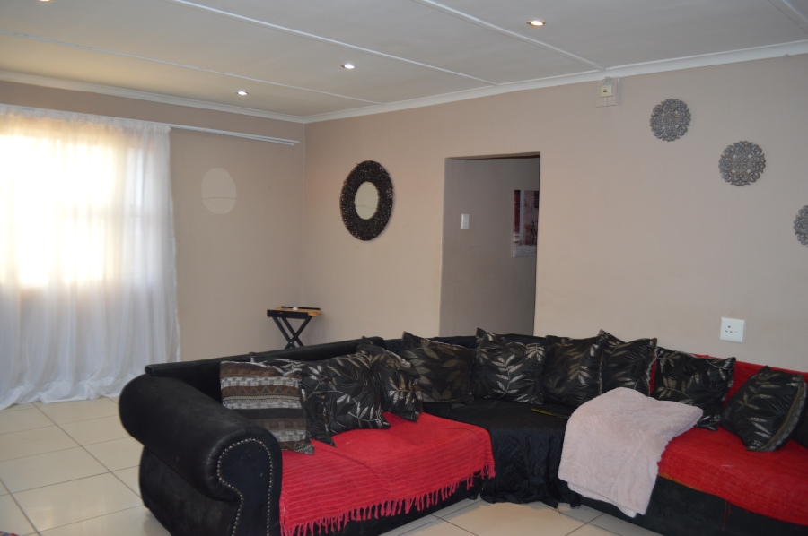 3 Bedroom Property for Sale in Mlungisi Eastern Cape